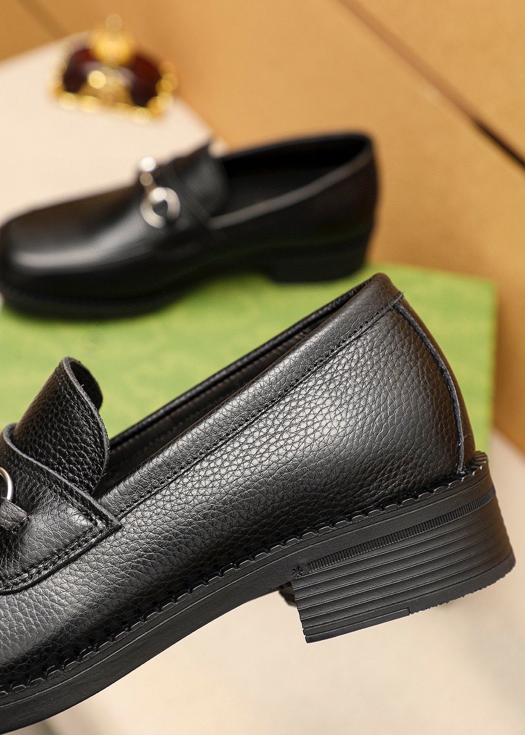 Gucci Black Textured Leather Loafers — detail
