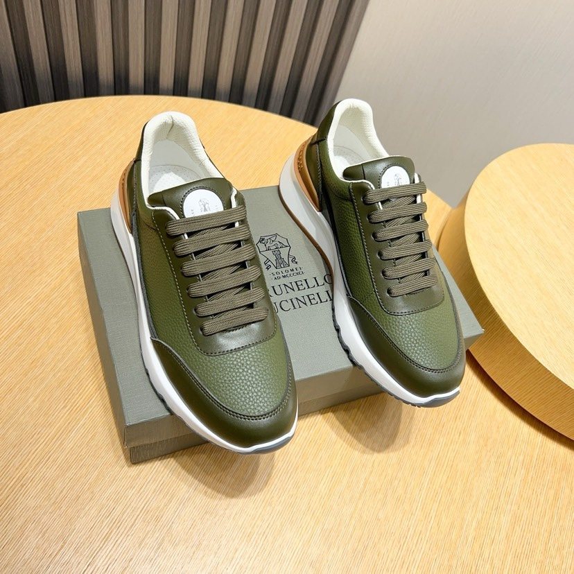 Brunello Cucinelli Low-Top Lace-Up Sneakers — front
