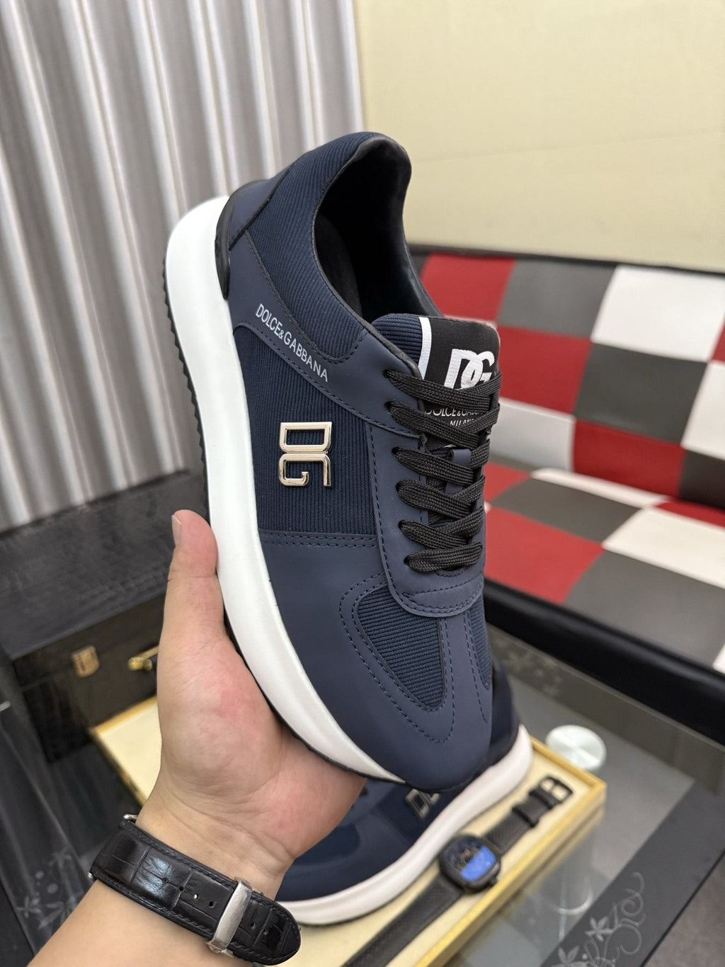 Dolce & Gabbana Metallic DG Logo Low-Top Sneakers — model