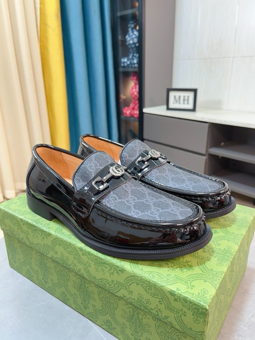 Gucci Embossed Metal-Hardware Loafers — front