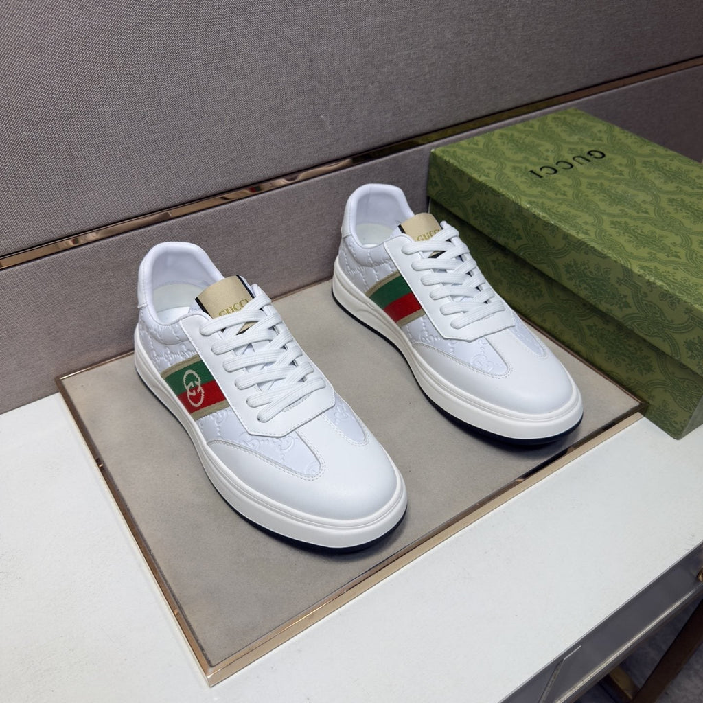 Gucci Green-Red Stripe Low-Top Sneakers — front